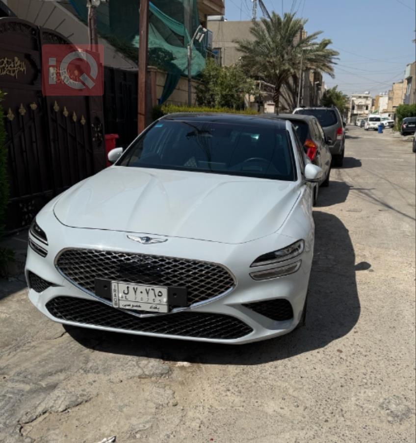 جێنسس G70